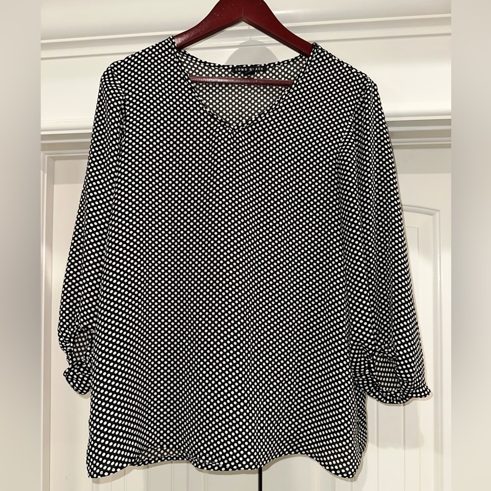 COMO Black & White Polka Dot Blouse | V-Neck | 3/4 Elastic Sleeve | Medium